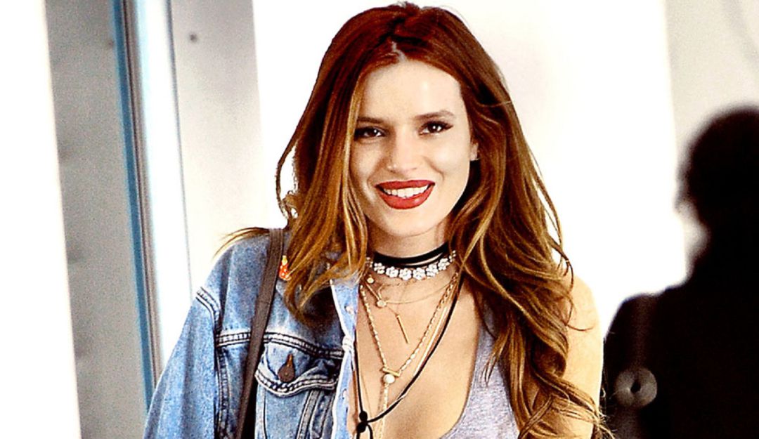 Bella Thorne confiesa un gran secreto de belleza: El curioso truco de belleza de Bella Thorne con una cerveza