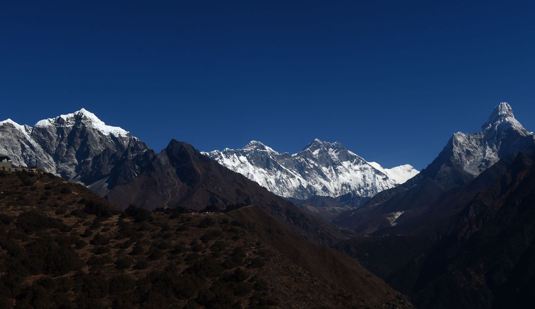 Cambio climático: Comienzan a aparecer cadáveres en el Monte Everest