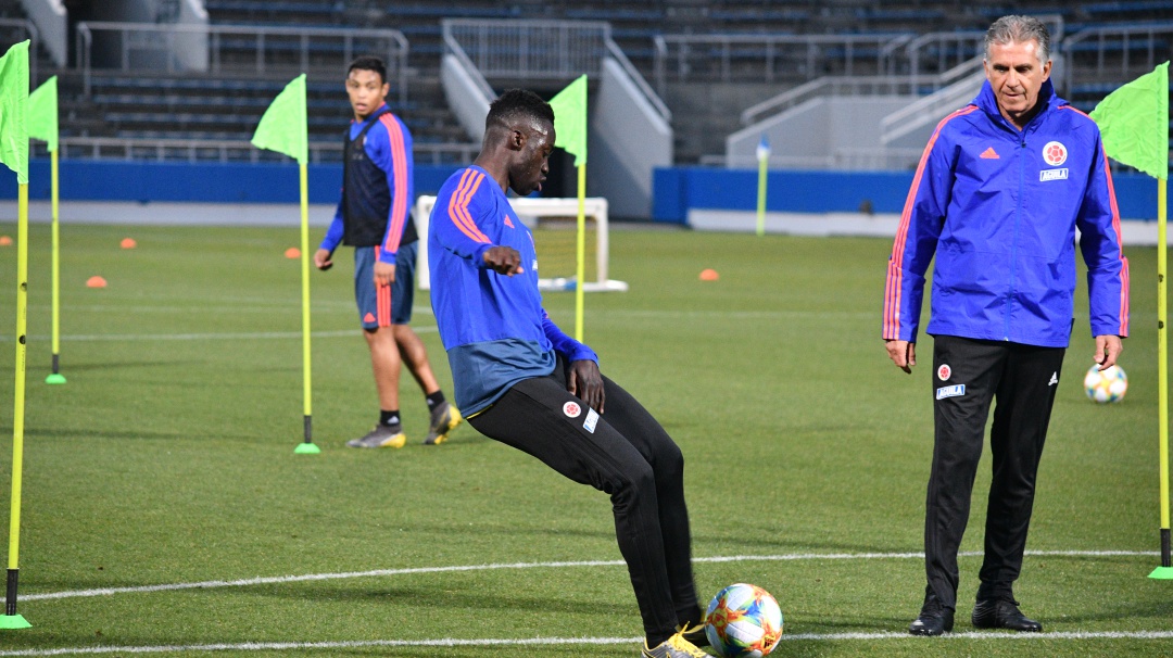 Davinson Sánchez habló sobre la manera de trabajar de Queiroz y Pékerman