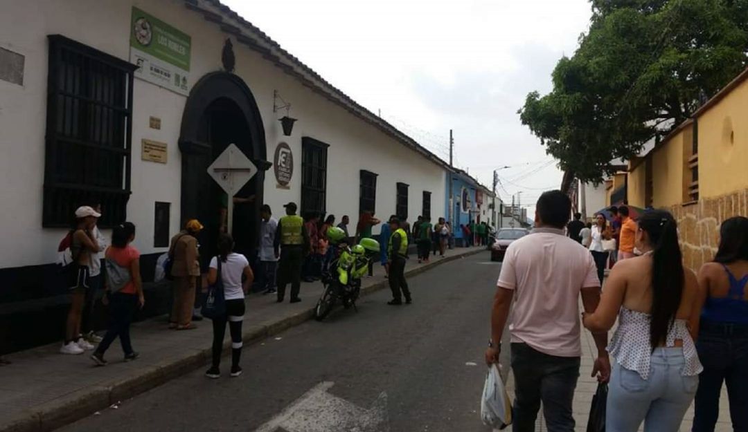 AMOTINAMIENTO PIEDECUESTA: 12 heridos tras incendio en centro de reclusión