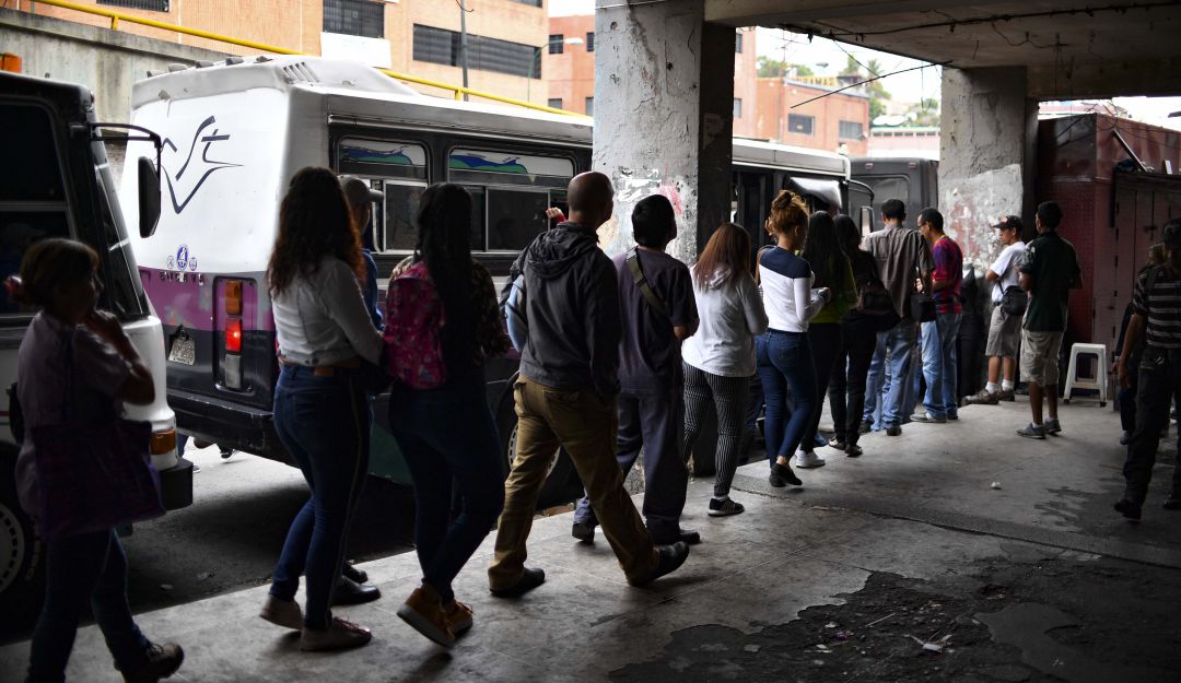 En Venezuela sigue el apagón y no habrá clases ni actividades laborales