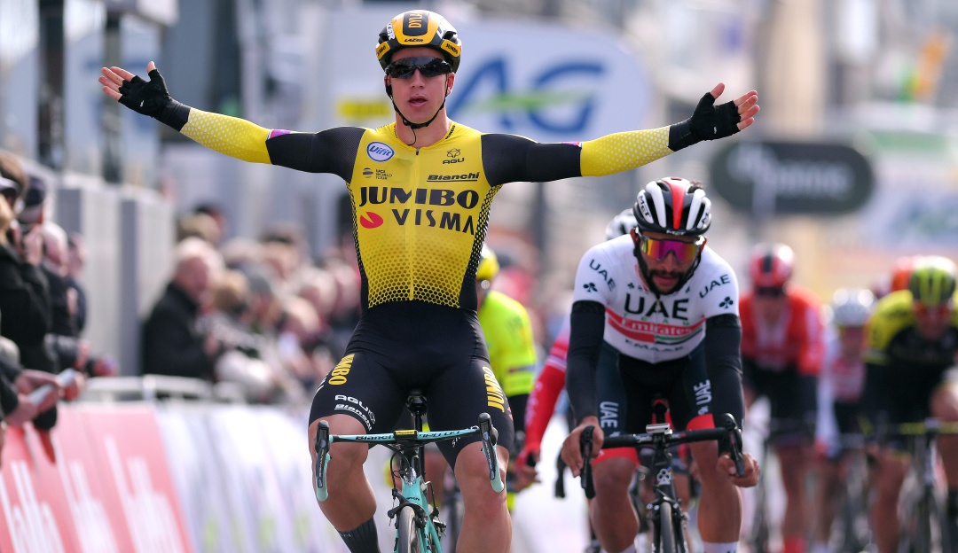Fernando Gaviria: Groenewegen fue primero y Gaviria segundo en la Brujas-La Panne