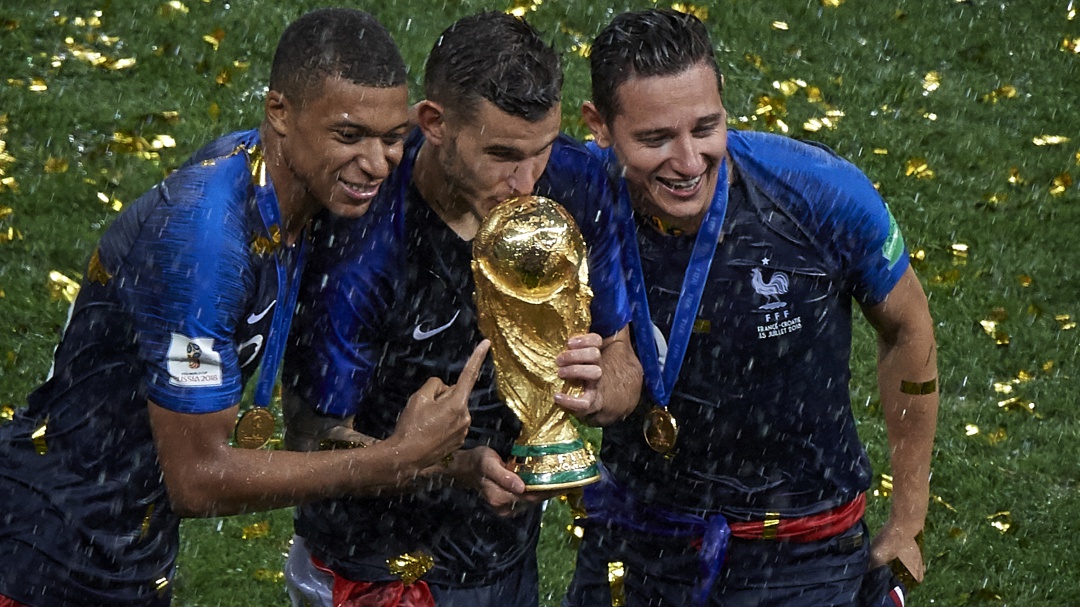 James Rodríguez tendrá un campeón del mundo como compañero