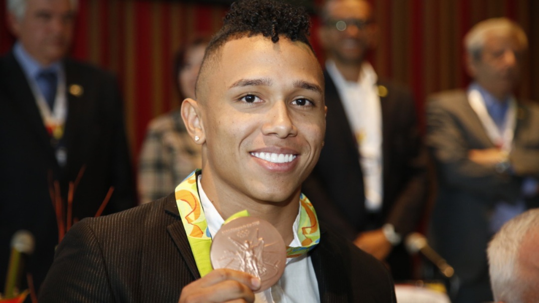 Luis Javier Mosquera recibió el bronce Olímpico de Río