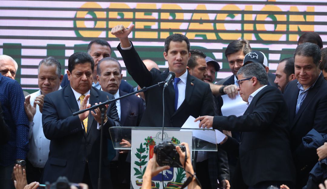 Guaidó convoca a movilizaciones en rechazo a los apagones