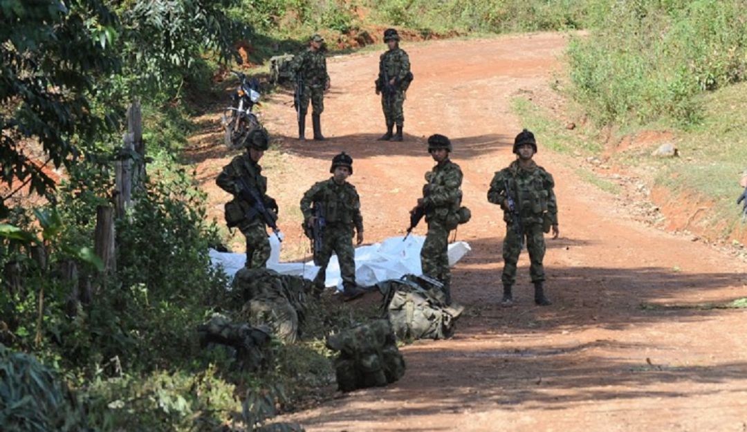 Emboscada a patrulla militar deja dos soldados heridos en el Cauca