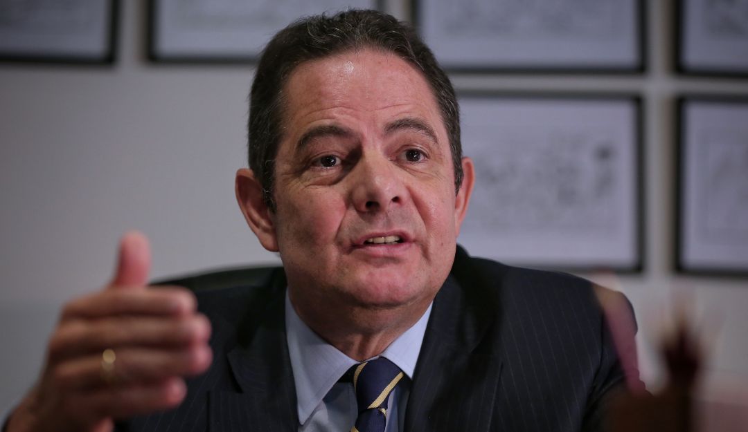 Vargas Lleras denuncia "memerlada" del Gobierno
