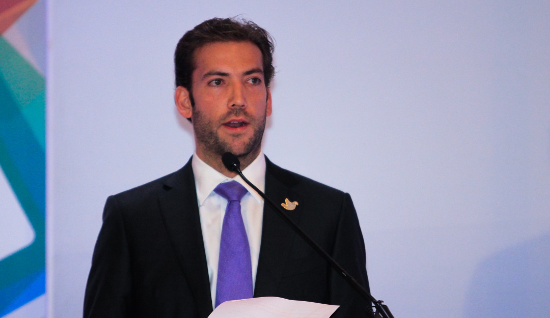 Trinos Martín Santos: ¿Se le salió el estrato a Martín Santos?