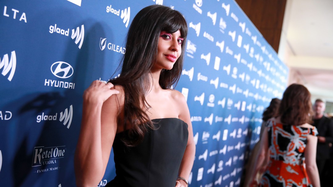Jameela Jamil es la peor pesadilla en carne propia de las Kardashian