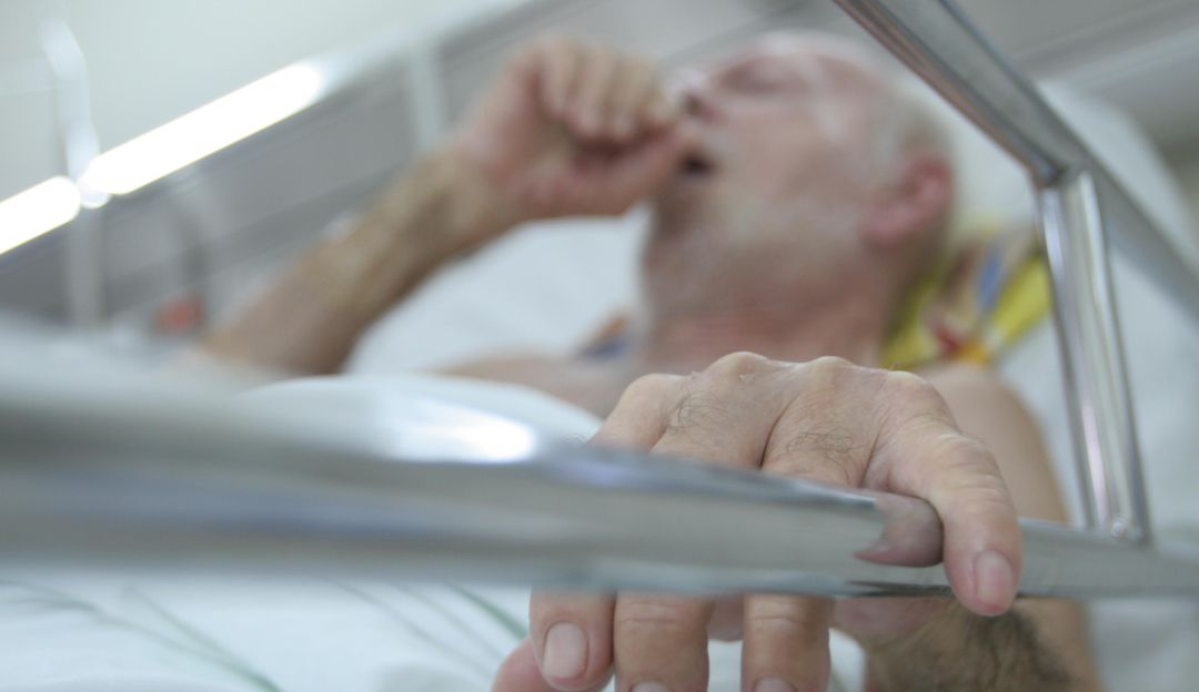 Pacientes trasplantados de riñón en riesgo por falta de atención médica