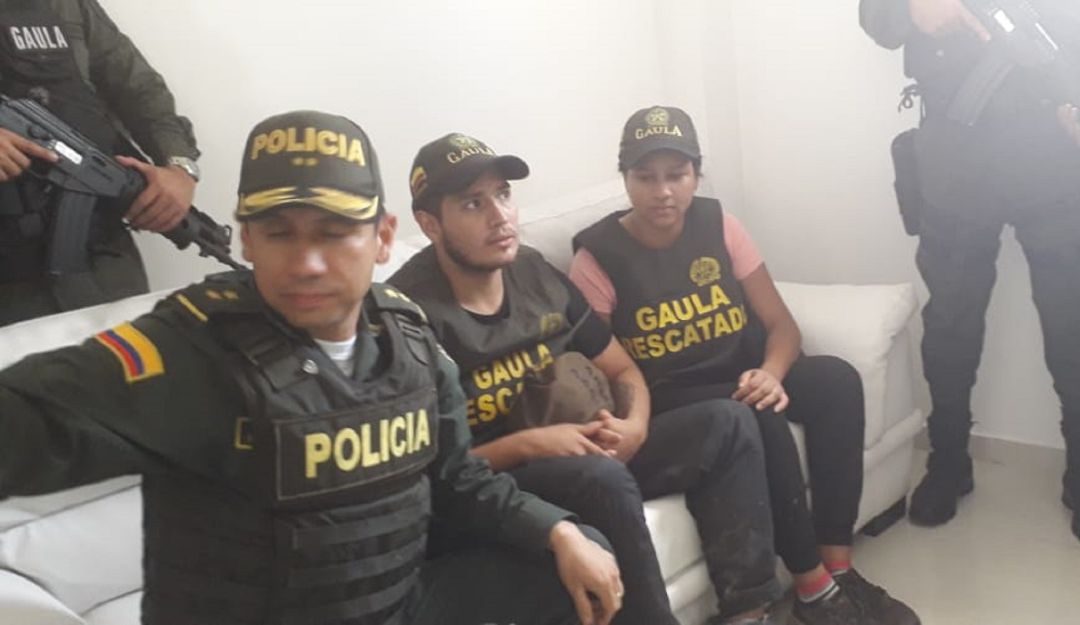 POLICÍA RESCATA A UNA PAREJA DE ESPOSOS SECUESTRADOS EN SANTANDER: $2 mil millones pedían por liberación de pareja de esposos