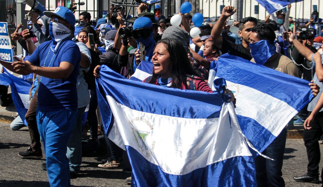 Sociedad interamericana de Prensa: Nicaragua: Agonía de la Democracia