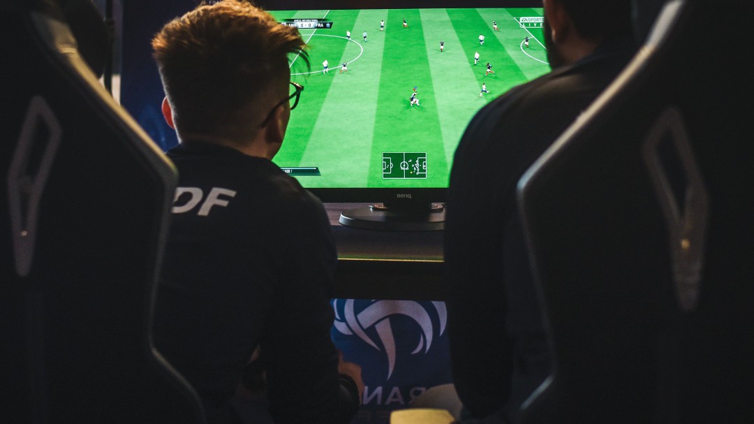Dos colombianos presentes en el 6ta FUT Champions CUP