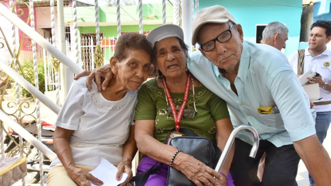 Adultos mayores ya pueden cobrar sus subsidios en Cartagena