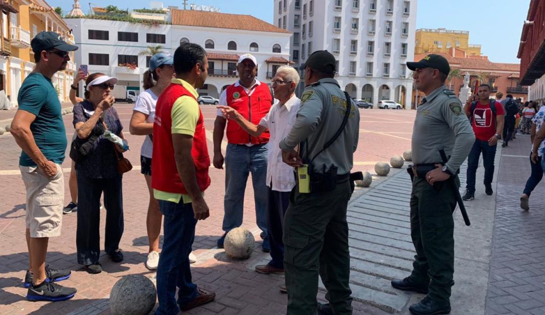 Controles guías turísticos Cartagena: Alcaldía hace controles a guías turísticos en Cartagena