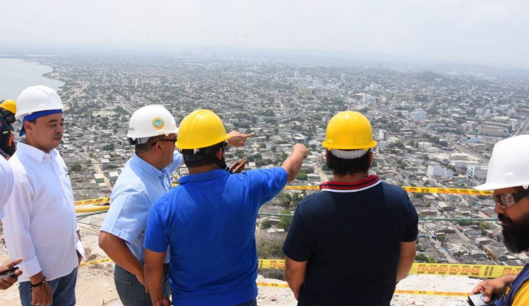 Construcción de muros Cerro de La Popa Cartagena: Construcción de muros en el Cerro de La Popa va en un 15%