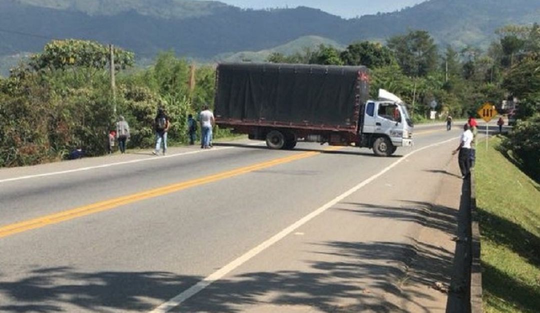 Deudores afectados por taponamiento de la Panamericana tendrán beneficios