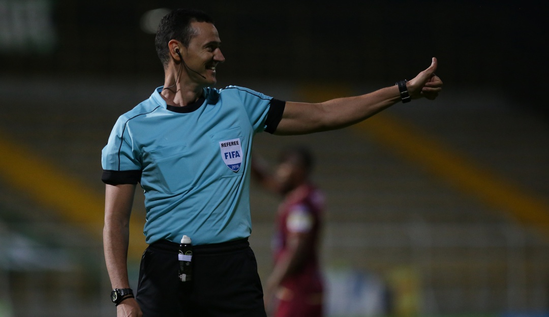 Liga Águila: El 'lapsus' de Wil-Var Roldán en el estadio Alfonso López