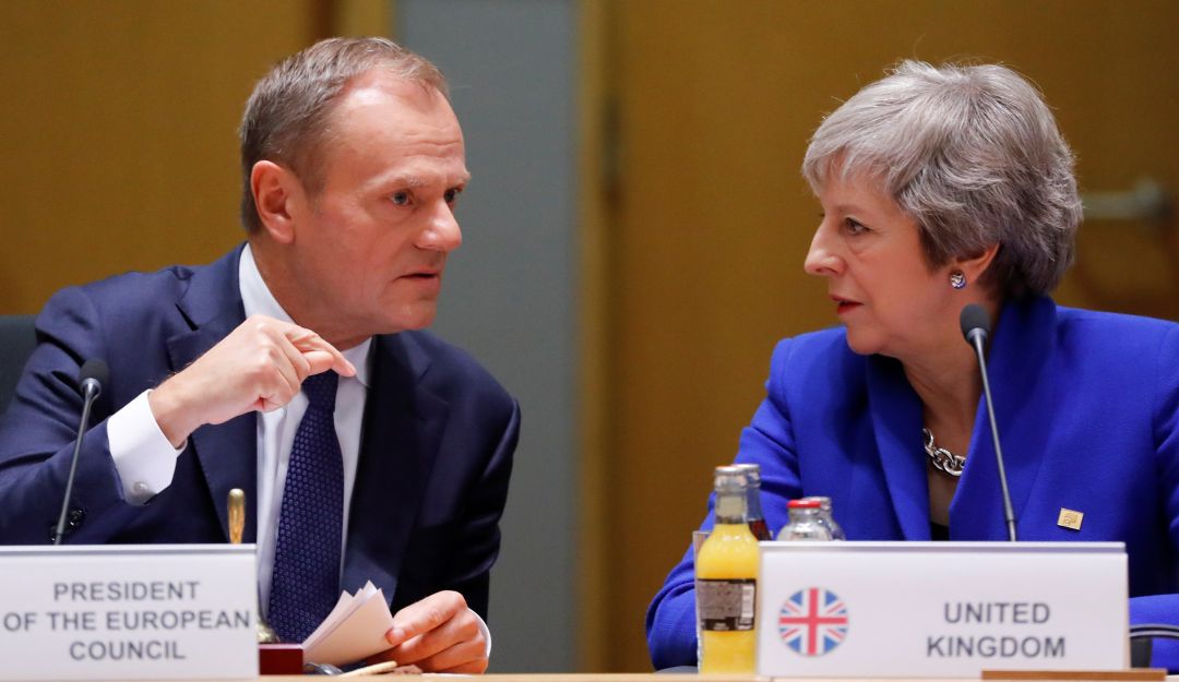 Theresa May Brexit: May está "removiendo cielo y tierra" para resolver el Brexit