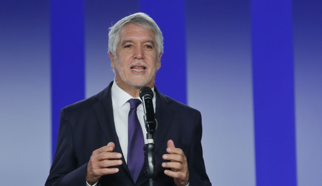 No hay tema ambiental es politiquería: Peñalosa sobre obra en humedal