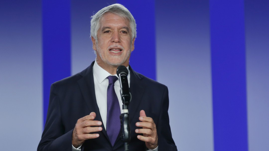 No hay tema ambiental es politiquería: Peñalosa sobre obra en humedal