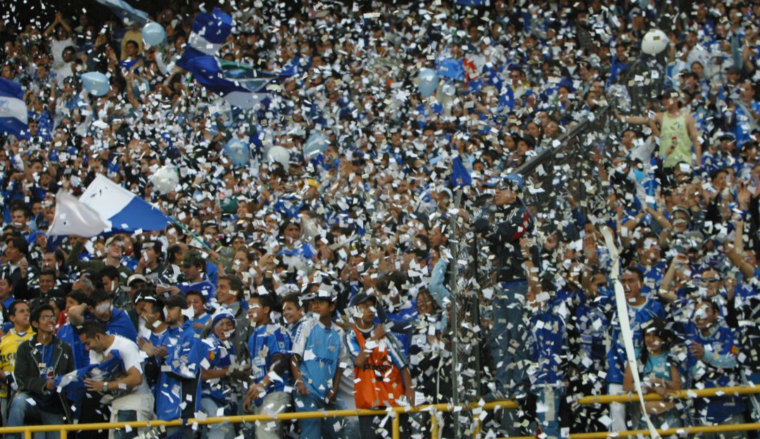 Estadios fútbol: “Prohibir camisetas en estadios no soluciona la discriminación”: Experto