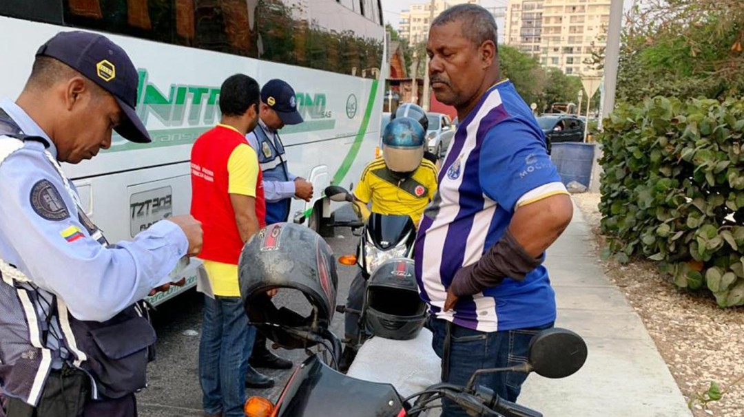 Sancionan 14 motociclistas por violar pico y placa en Cartagena