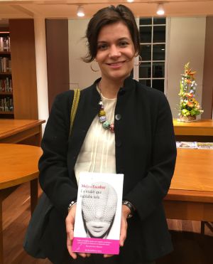 “La mujer que hablaba sola“ novela de Melba Escobar “La mujer que hablaba sola“ novela de Melba Escobar