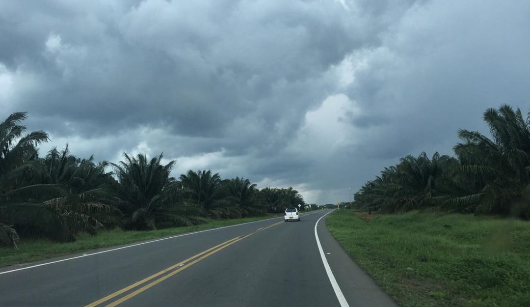 Cerrada la vía Medellín Urabá por deslizamiento de tierra