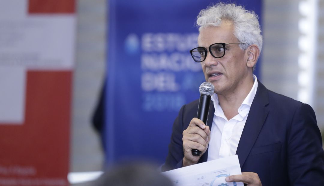 Ricardo Lozano: no dejaré el cargo