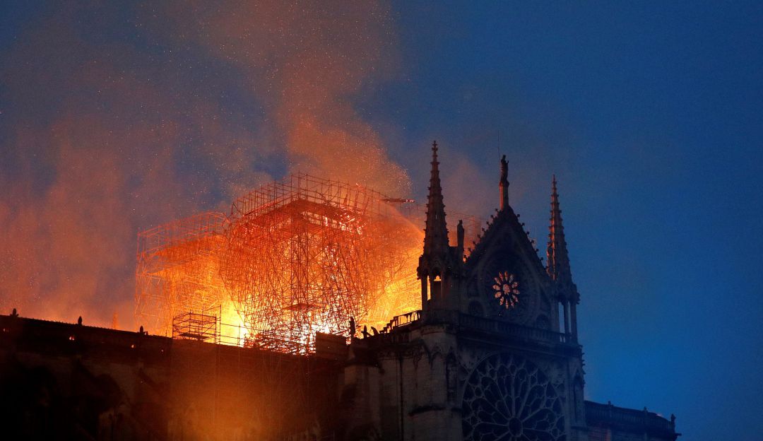 Incendio catedral Notre Dame: Prometen más de 600 millones de euros para reconstruir Notre Dame