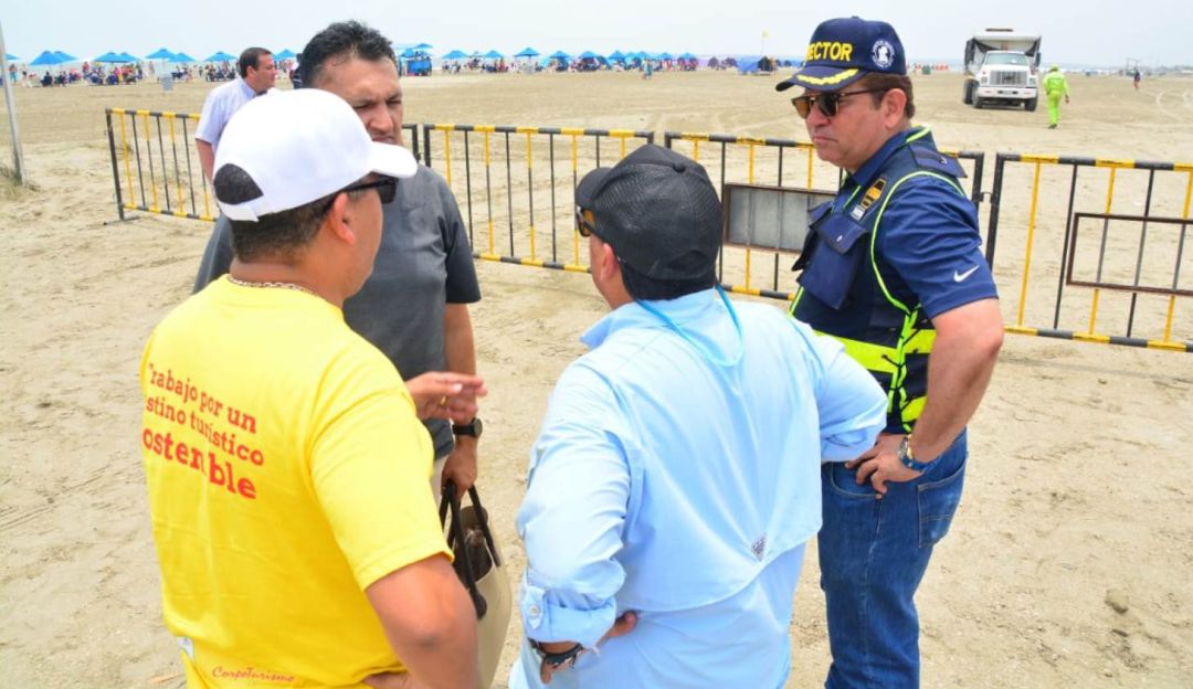 playas cartagena: Distriseguridad garantiza bienestar de los bañistas en Cartagena