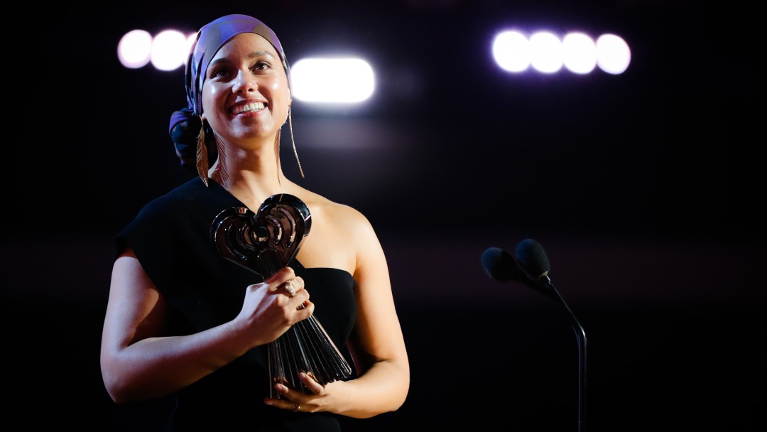 Alicia Keys grabó un remix del éxito ‘Calma’