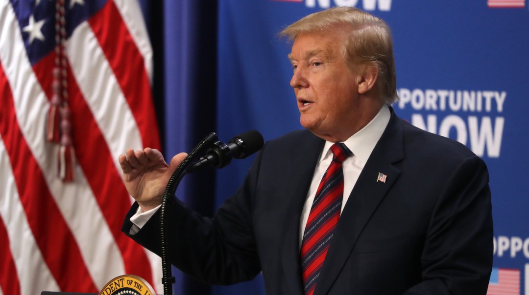 Trump revela reforma migratoria que prioriza trabajadores calificados