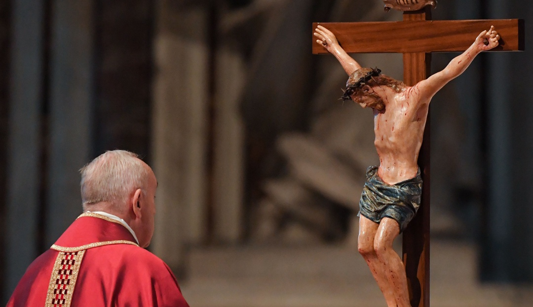 Papa Francisco en Semana Santa: El papa dice que quien rechaza a homosexuales "no tiene corazón humano"