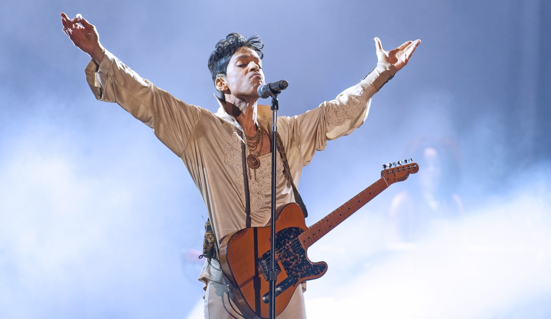 Prince aniversario muerte: Ya van tres años desde que se fue el enigmático Prince