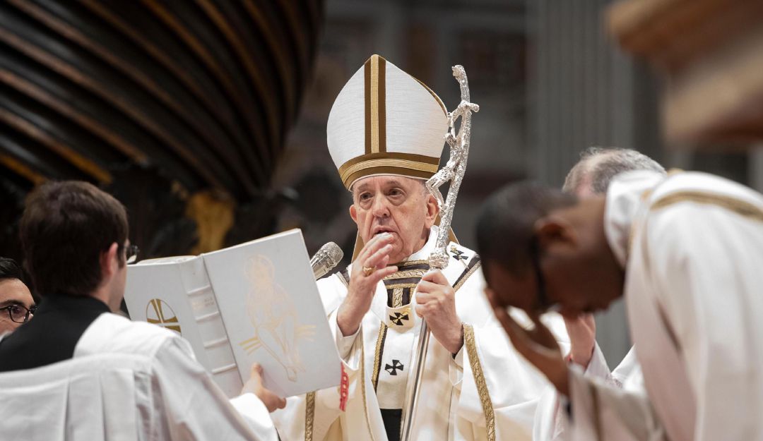 Papa pide fin de la crisis en Venezuela y condena atentados en Sri Lanka
