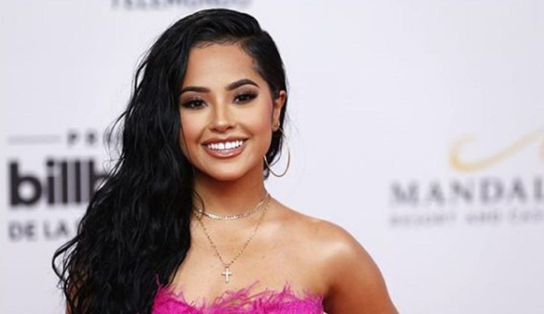 Premios Billboard Latino: El brillo y transparencias dominan la alfombra roja de los Billboard latino