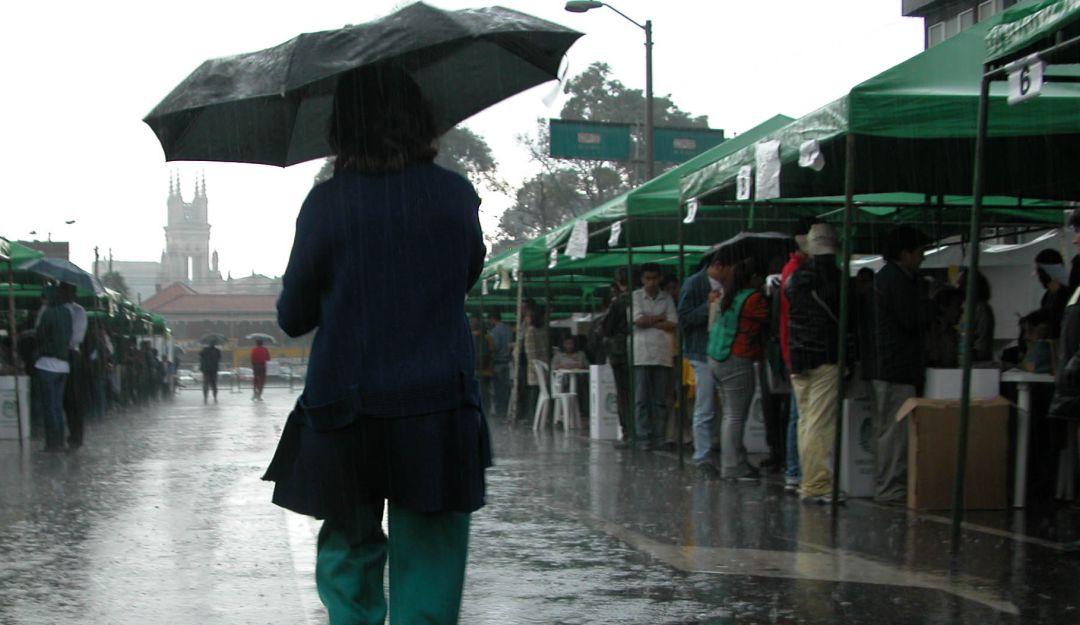 Ola invernal: Alerta por vendavales y descargas eléctricas en sectores de la zona Caribe