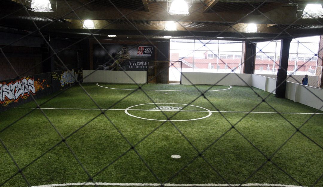 Sanciones en Ibagué: Se prohíbe venta de licor en canchas sintéticas de Ibagué