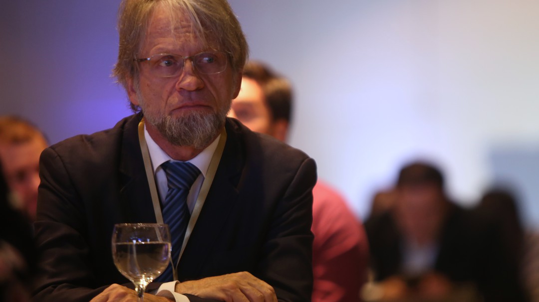 Mockus llegó al Congreso, ¿Podrá votar las objeciones a la JEP?