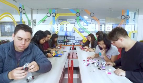 MDA Clase marketing digital lego. MDA Clase marketing digital lego.