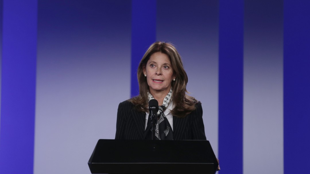 Paz, erradicación de cultivos y Venezuela, temas de vicepresidenta en EE.UU