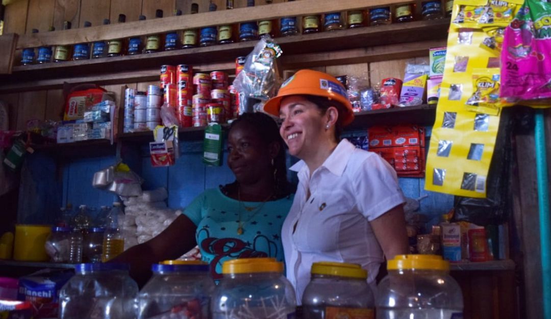 Proyectos en Tumaco: Comunidades del Río Gualajo por fin tendrán energía