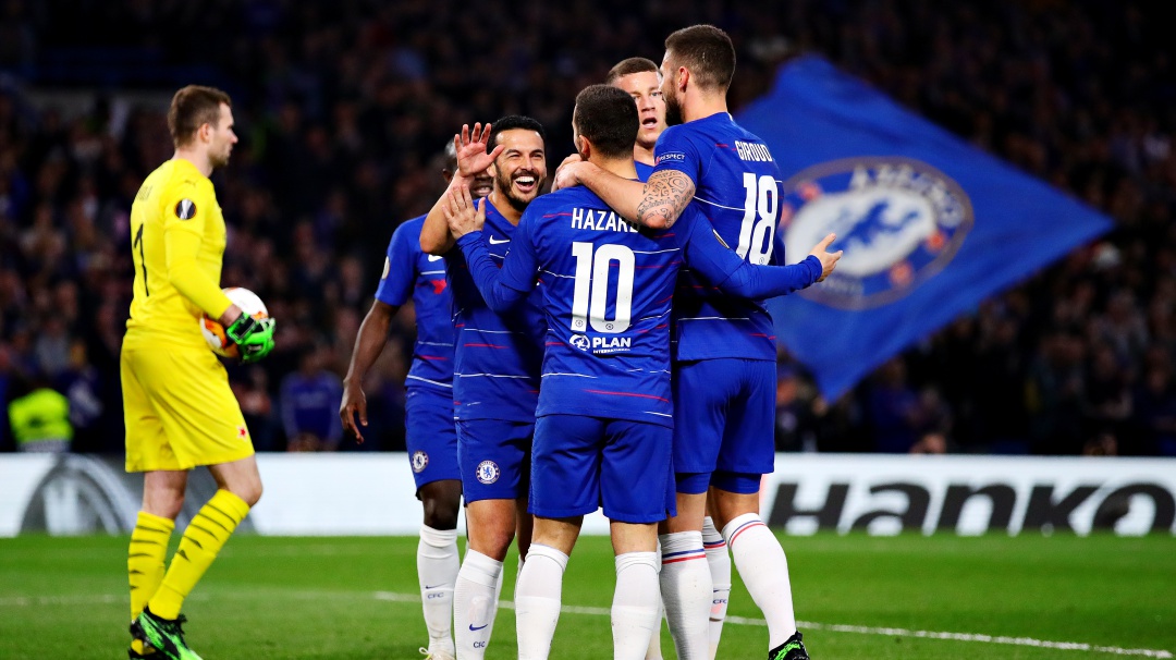 FIFA mantiene la prohibición al Chelsea de fichar