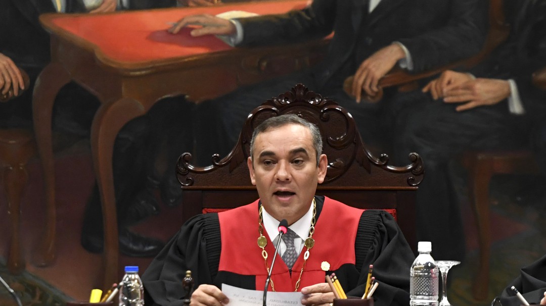 Supremo venezolano cree que amenaza de sanción de EEUU busca generar golpe