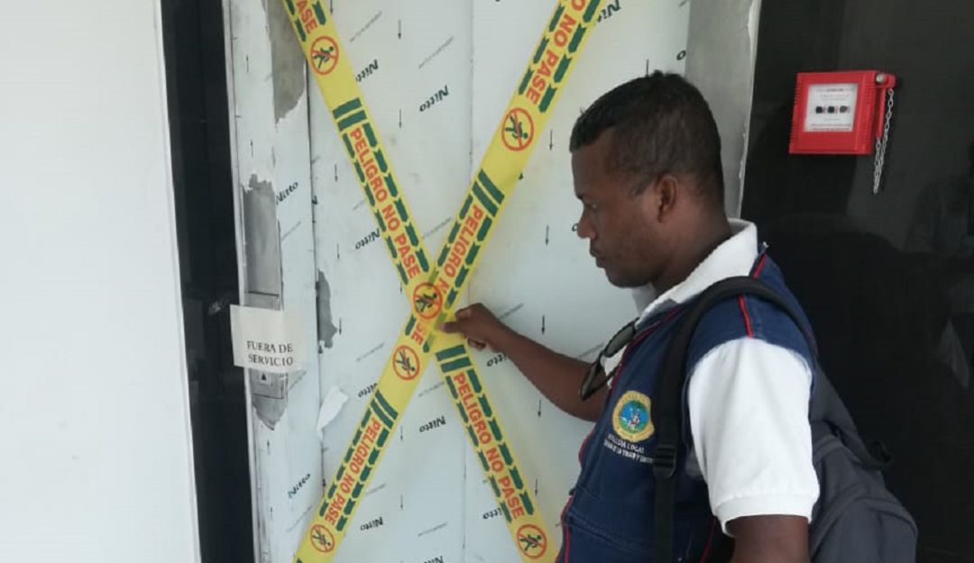 Cierre ascensor Cartagena: En Cartagena sellan ascensor en el que quedó atrapada una persona