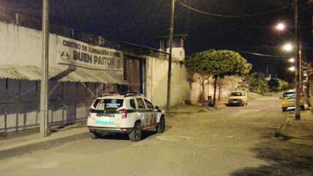 Disturbios al interior del Buen Pastor, dejó varios menores heridos