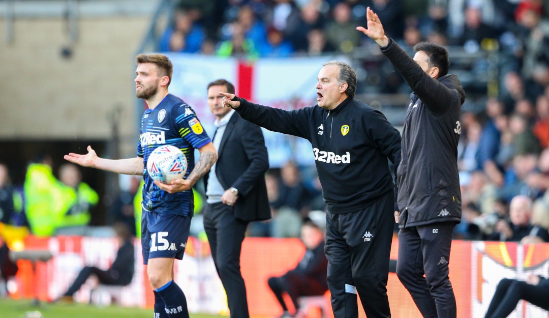marelo bielsa leeds: El Leeds de Marcelo Bielsa está a un paso de la final por el ascenso