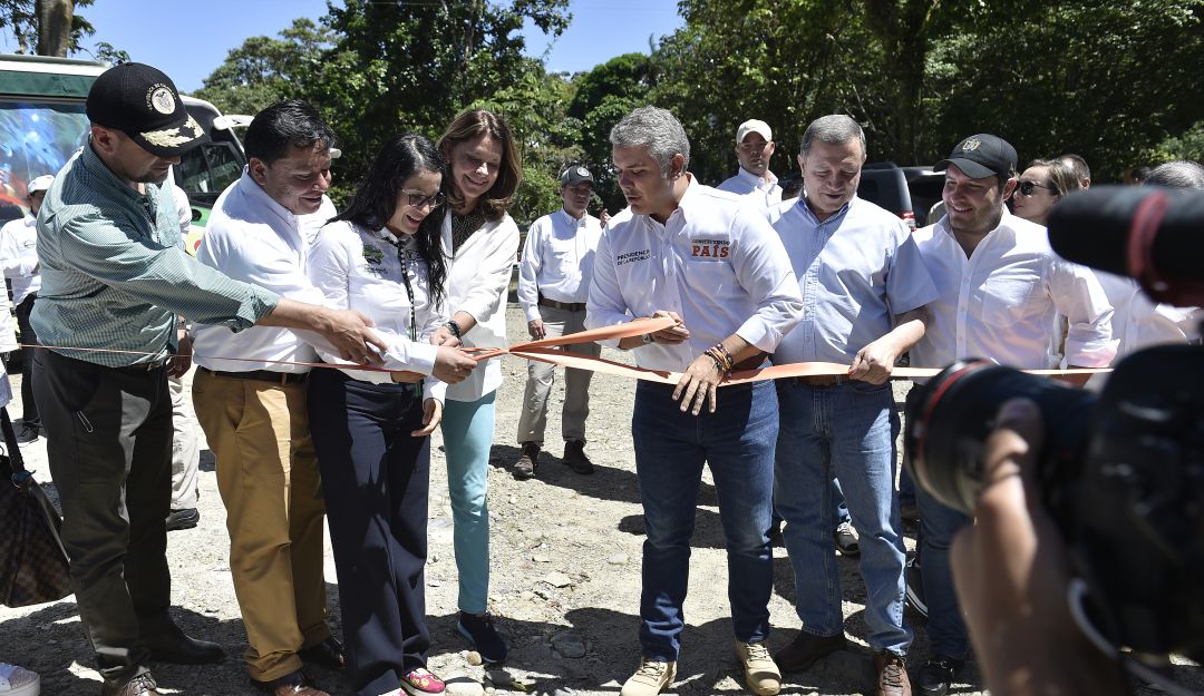 Restructuración de Mocoa: Gobierno entregó a Mocoa nuevo puente sobre el río Sangoyaco